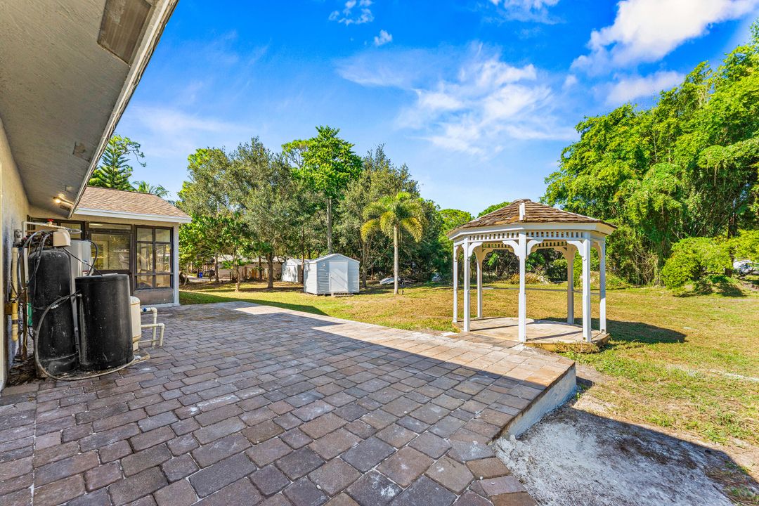 For Sale: $549,000 (3 beds, 3 baths, 1732 Square Feet)