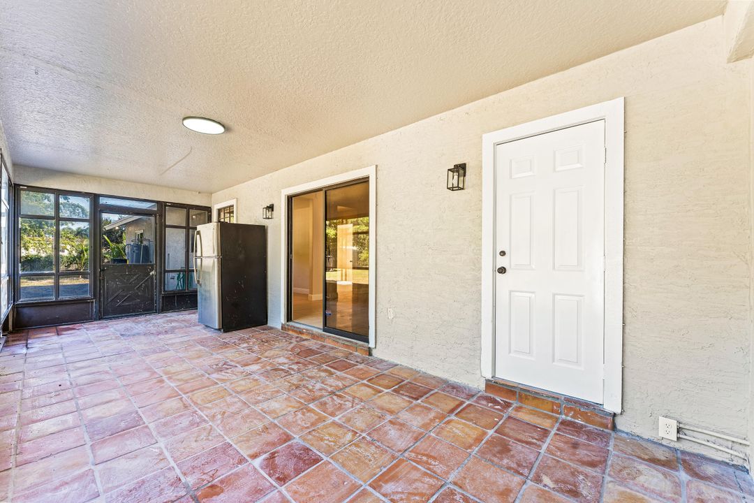 For Sale: $549,000 (3 beds, 3 baths, 1732 Square Feet)