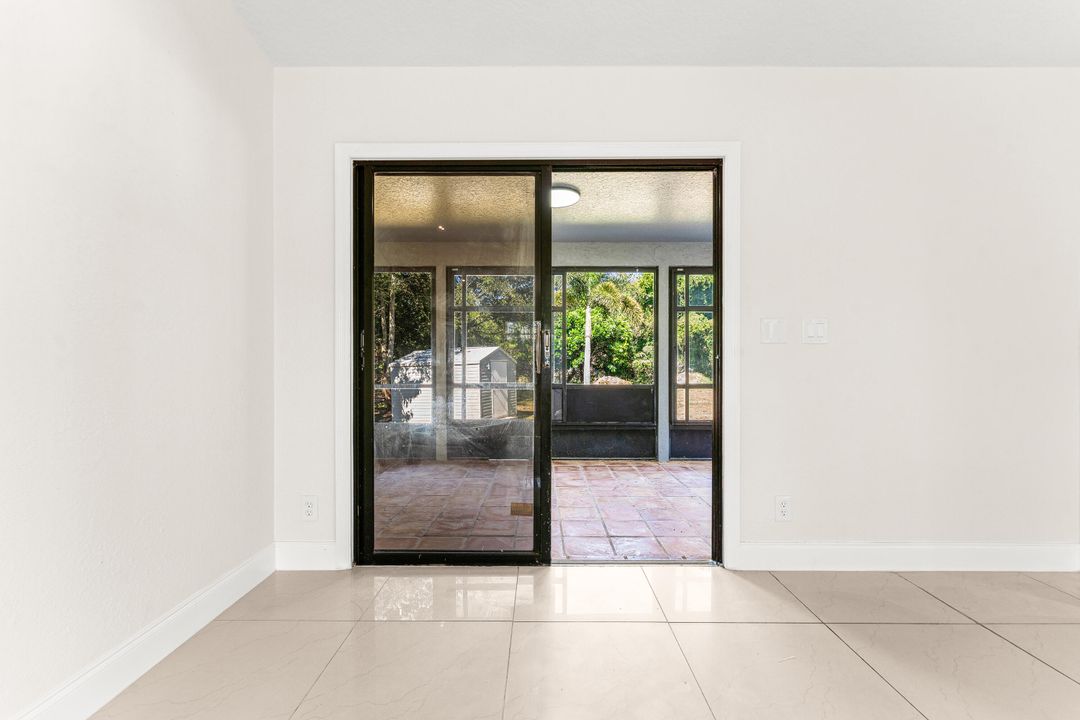 For Sale: $549,000 (3 beds, 3 baths, 1732 Square Feet)