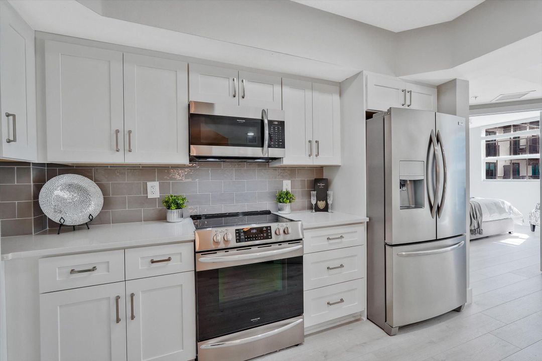 For Sale: $625,000 (2 beds, 2 baths, 1144 Square Feet)