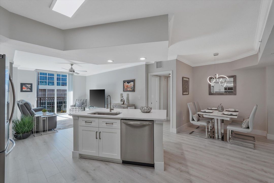 For Sale: $625,000 (2 beds, 2 baths, 1144 Square Feet)