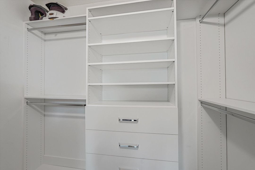 For Sale: $625,000 (2 beds, 2 baths, 1144 Square Feet)