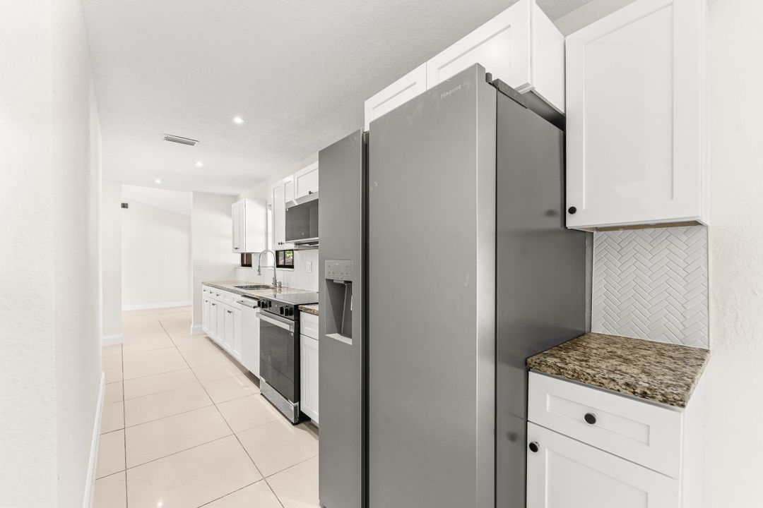 For Sale: $549,000 (3 beds, 3 baths, 1732 Square Feet)