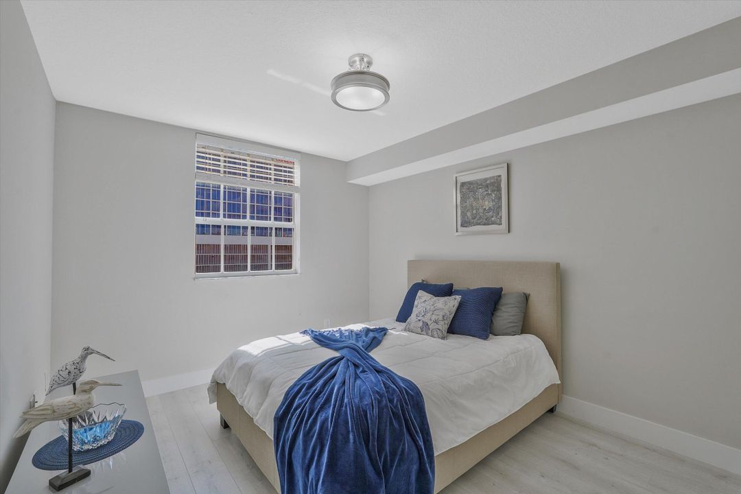 For Sale: $625,000 (2 beds, 2 baths, 1144 Square Feet)