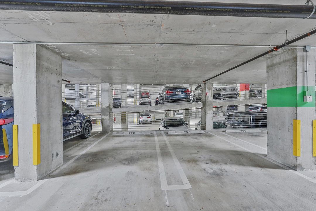 For Sale: $625,000 (2 beds, 2 baths, 1144 Square Feet)