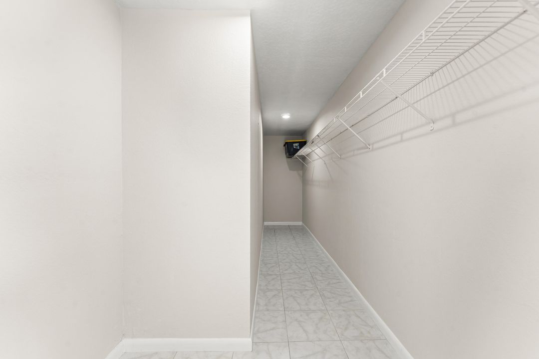 For Sale: $549,000 (3 beds, 3 baths, 1732 Square Feet)