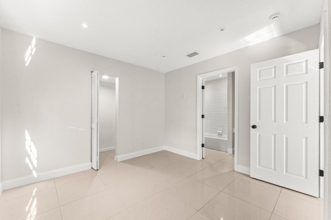 For Sale: $549,000 (3 beds, 3 baths, 1732 Square Feet)