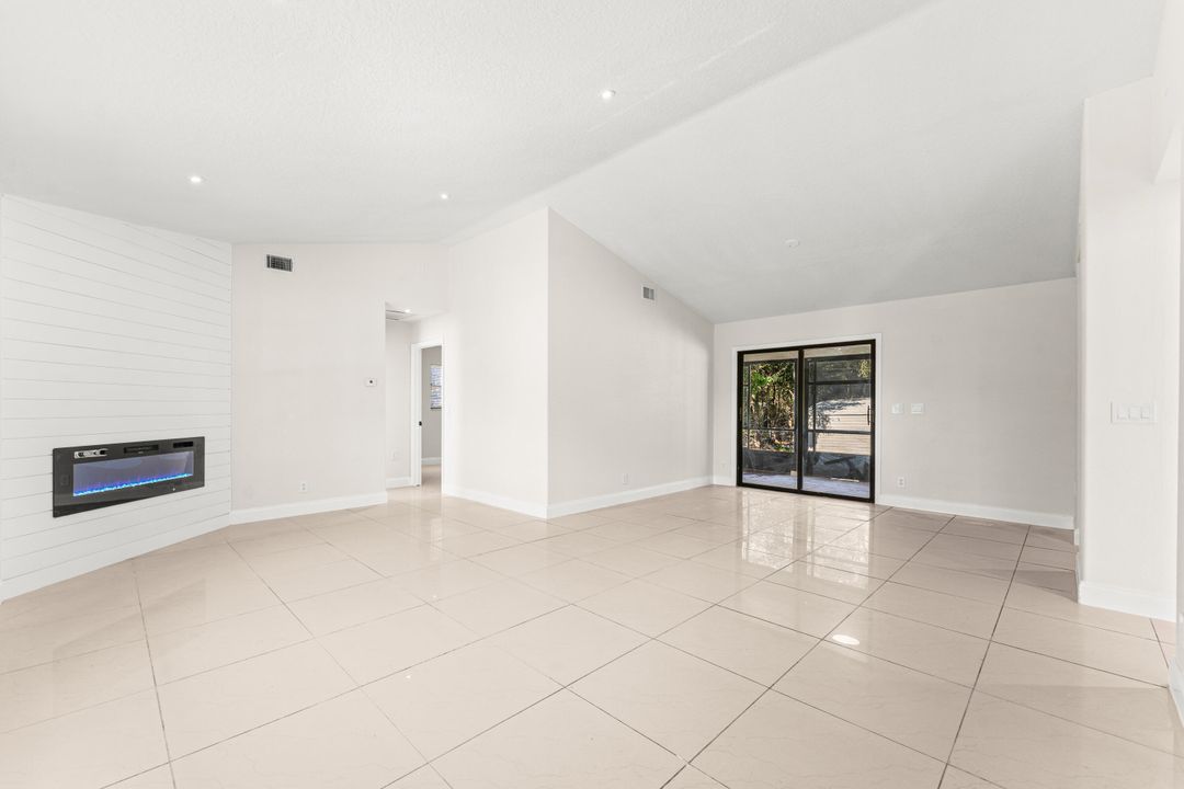 For Sale: $549,000 (3 beds, 3 baths, 1732 Square Feet)