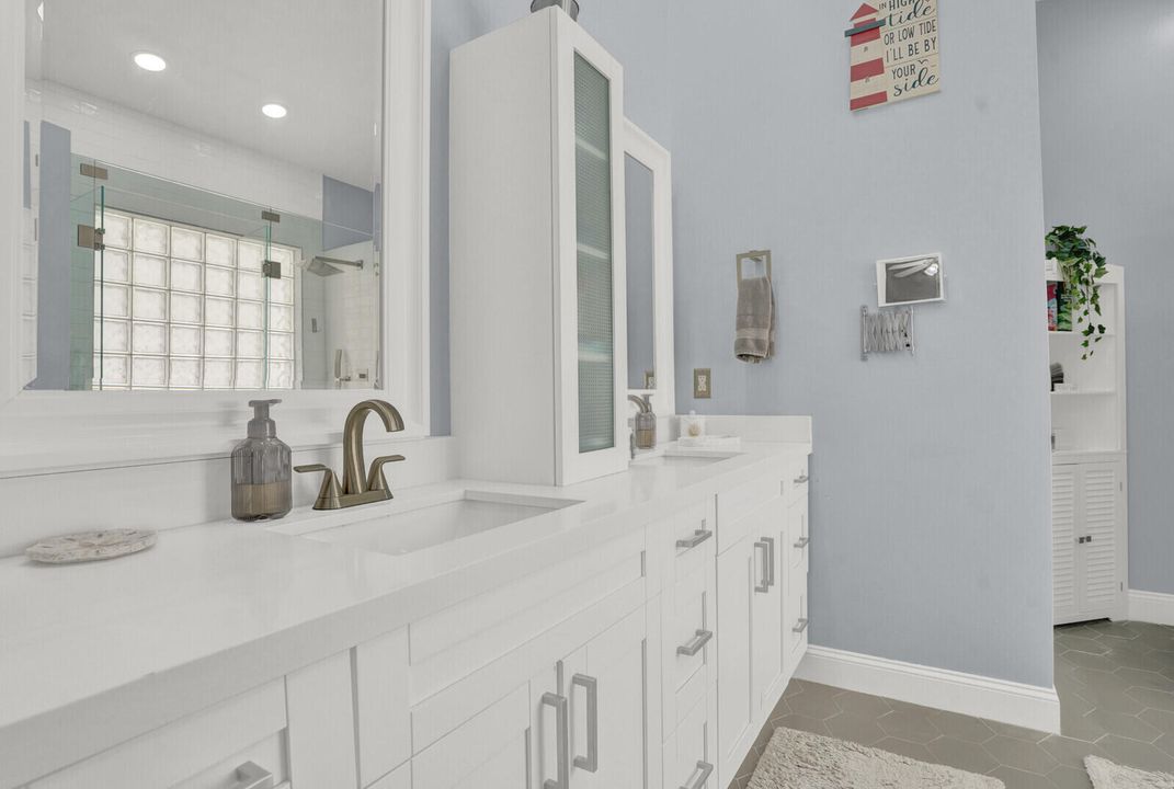 На продажу: $550,000 (3 спален, 2 ванн, 1798 Квадратных фут)