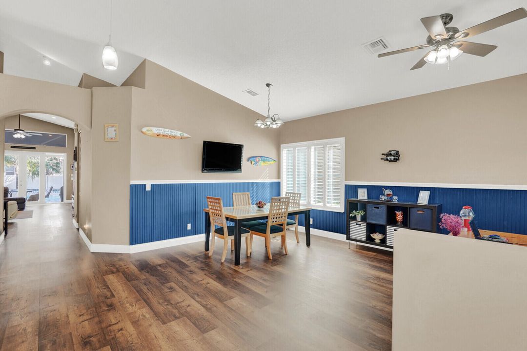 На продажу: $550,000 (3 спален, 2 ванн, 1798 Квадратных фут)