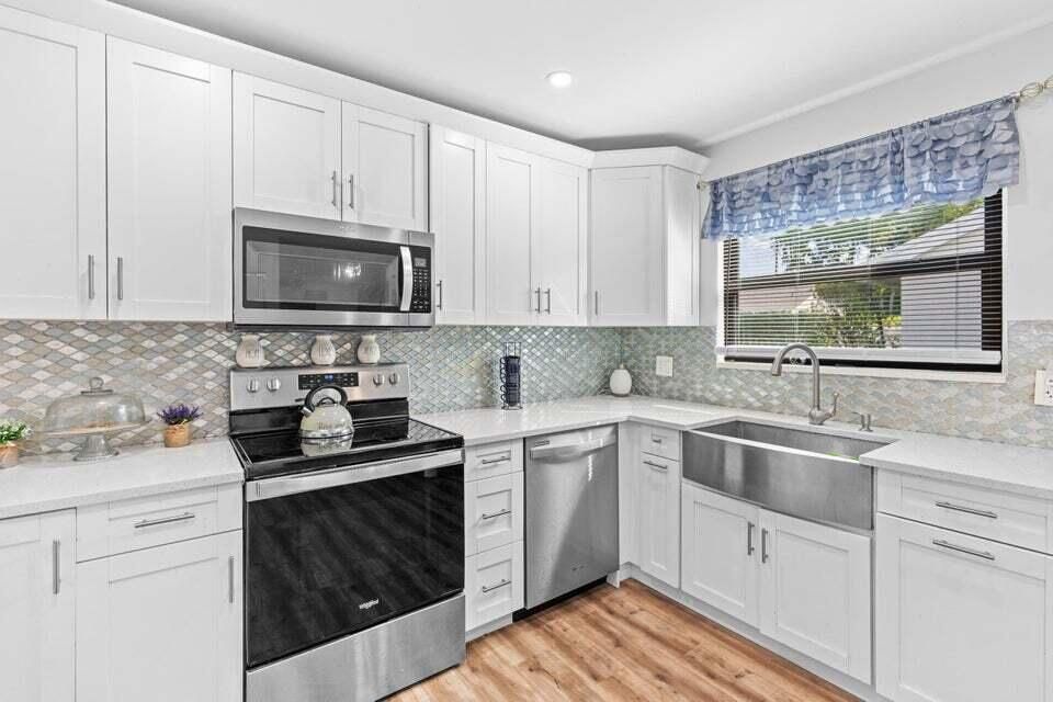 For Rent: $2,000 (2 beds, 2 baths, 1225 Square Feet)