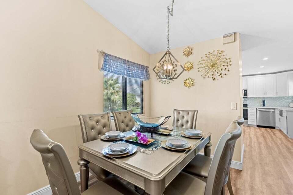 For Rent: $2,000 (2 beds, 2 baths, 1225 Square Feet)