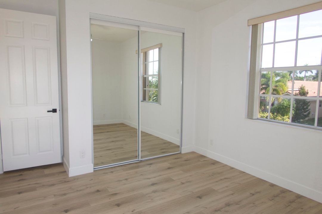 待售: $435,000 (4 贝兹, 2 浴室, 2731 平方英尺)