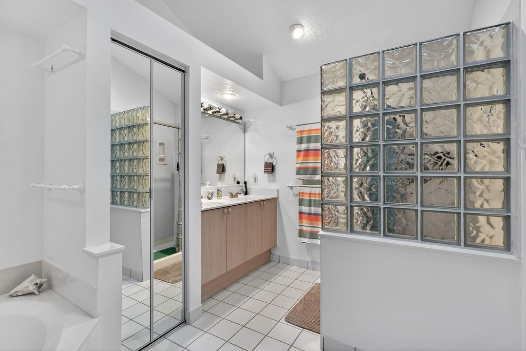 На продажу: $410,000 (3 спален, 2 ванн, 1588 Квадратных фут)