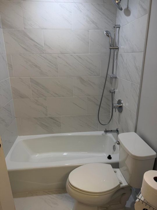 В аренду: $2,600 (2 спален, 2 ванн, 1222 Квадратных фут)