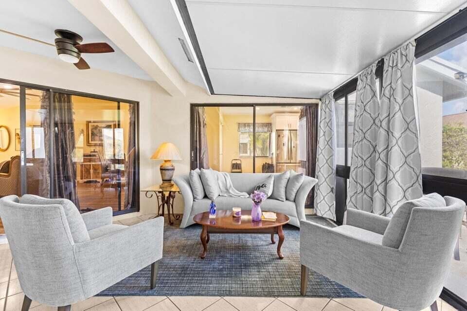 For Rent: $2,000 (2 beds, 2 baths, 1225 Square Feet)