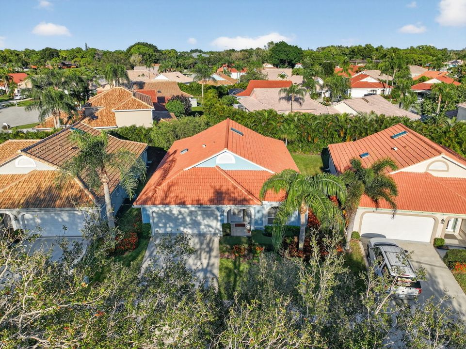 На продажу: $410,000 (3 спален, 2 ванн, 1588 Квадратных фут)