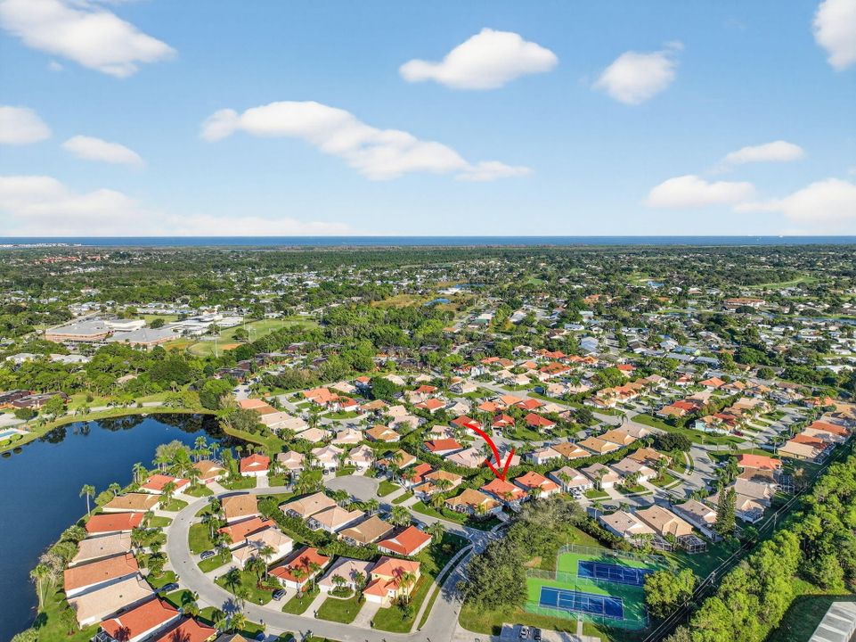 На продажу: $410,000 (3 спален, 2 ванн, 1588 Квадратных фут)