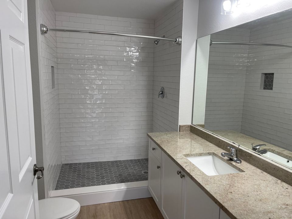 En Venta: $349,000 (2 camas, 2 baños, 1092 Pies cuadrados)