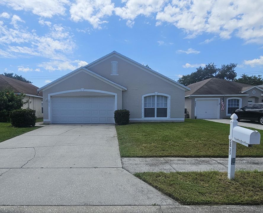 В аренду: $2,150 (3 спален, 2 ванн, 1310 Квадратных фут)