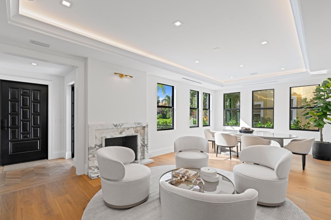 En Venta: $4,995,000 (4 camas, 4 baños, 3689 Pies cuadrados)