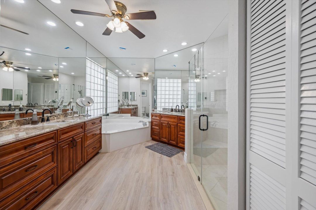 For Sale: $525,000 (2 beds, 2 baths, 2249 Square Feet)