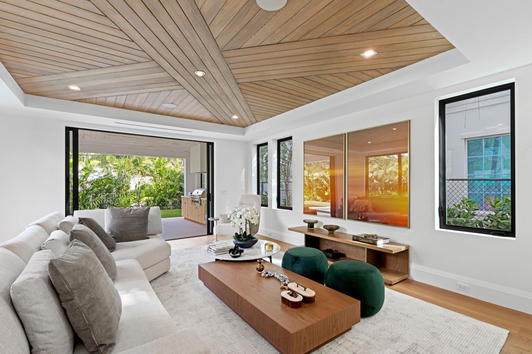 En Venta: $4,995,000 (4 camas, 4 baños, 3689 Pies cuadrados)