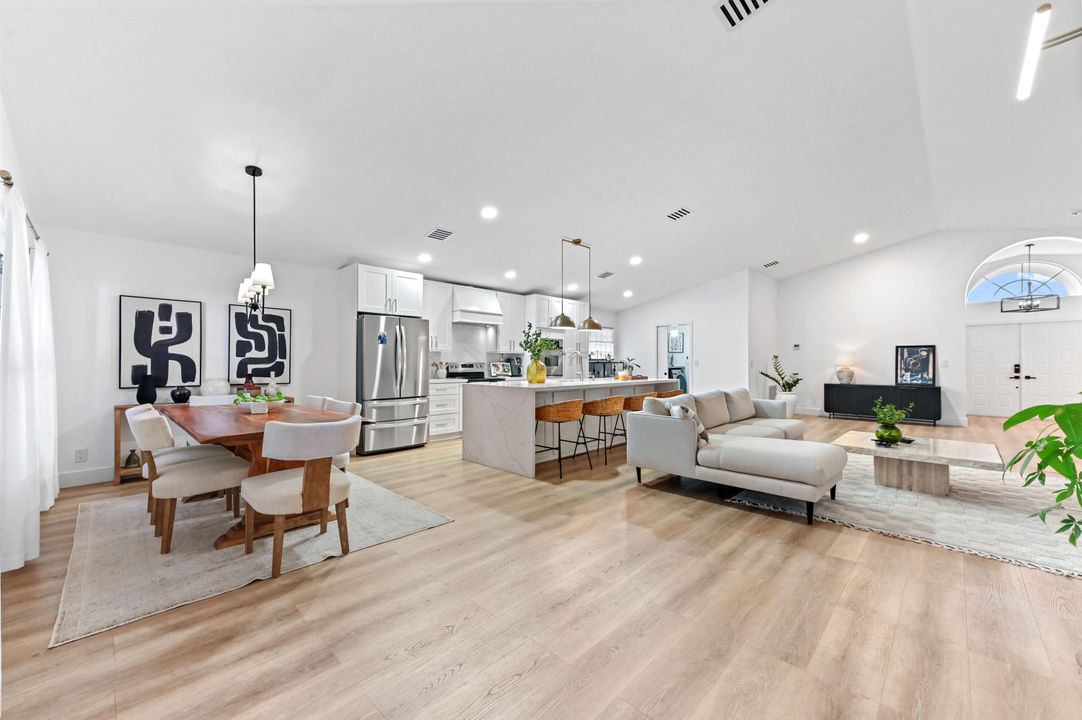 For Sale: $659,900 (3 beds, 2 baths, 2026 Square Feet)