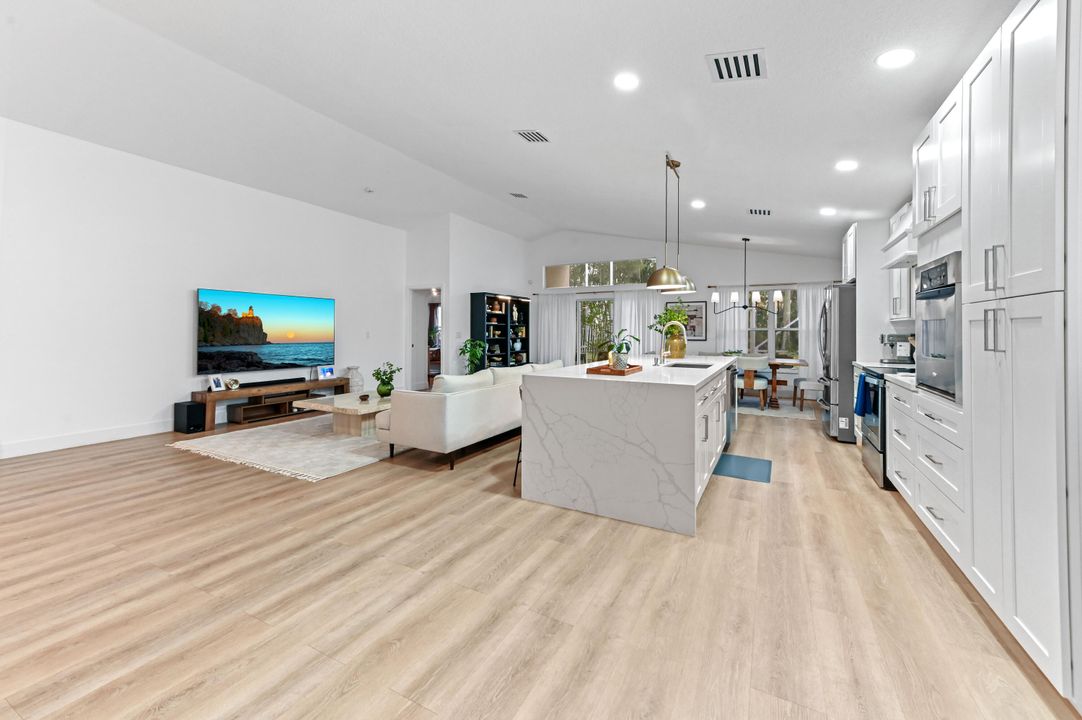 For Sale: $659,900 (3 beds, 2 baths, 2026 Square Feet)