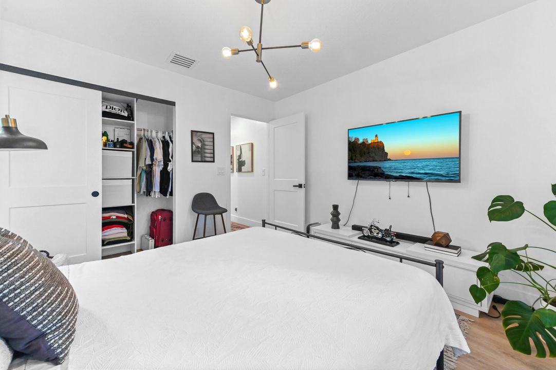 For Sale: $659,900 (3 beds, 2 baths, 2026 Square Feet)