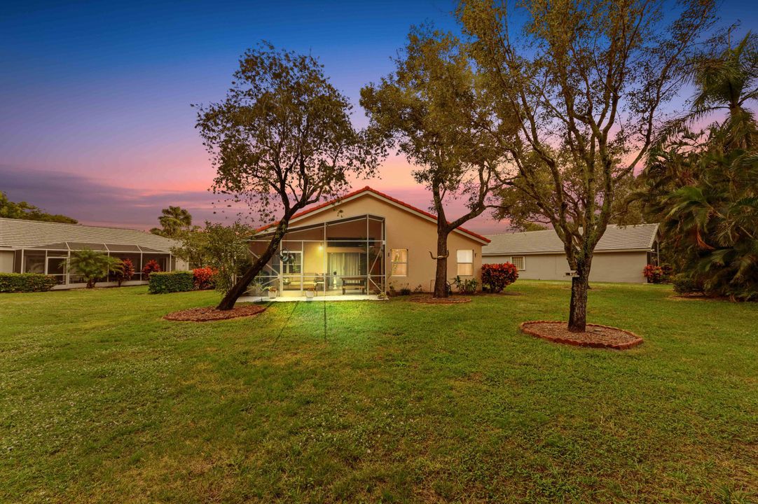 For Sale: $659,900 (3 beds, 2 baths, 2026 Square Feet)