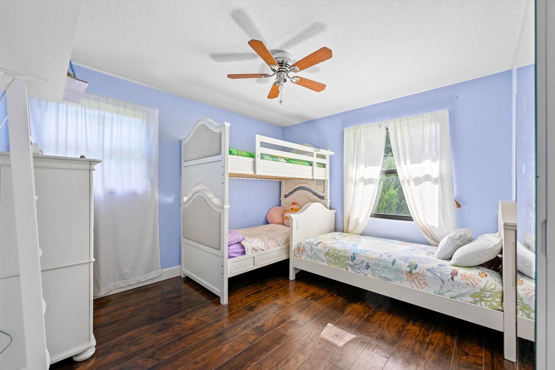 For Sale: $725,000 (4 beds, 3 baths, 2315 Square Feet)