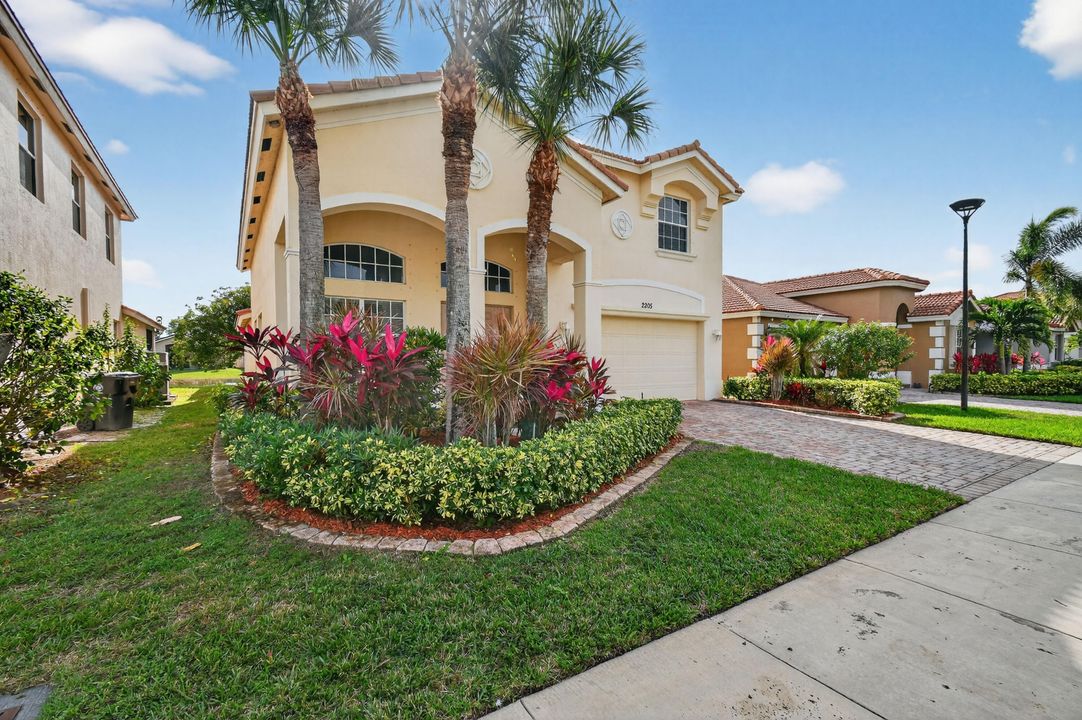 待售: $489,000 (4 贝兹, 2 浴室, 2731 平方英尺)