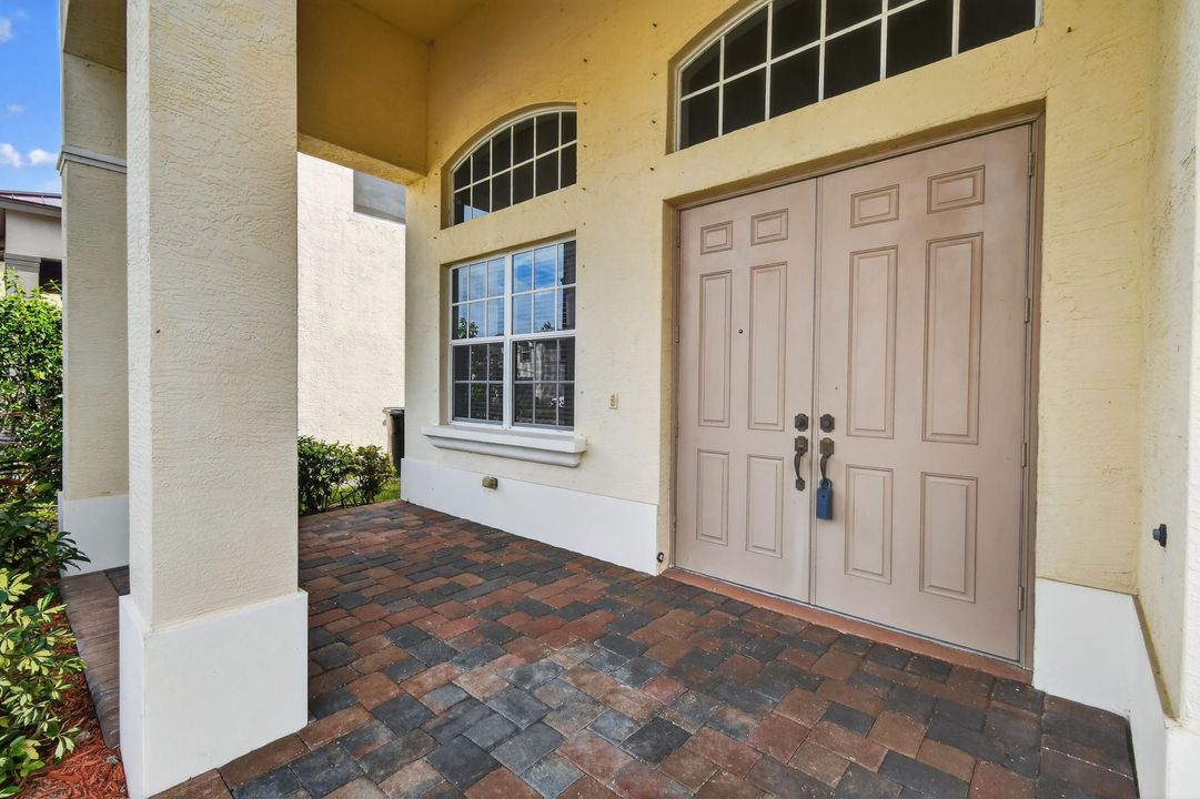 待售: $489,000 (4 贝兹, 2 浴室, 2731 平方英尺)