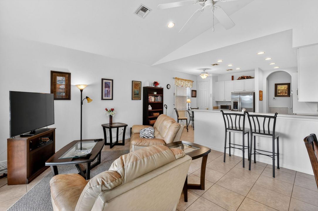 待售: $489,000 (4 贝兹, 2 浴室, 2731 平方英尺)