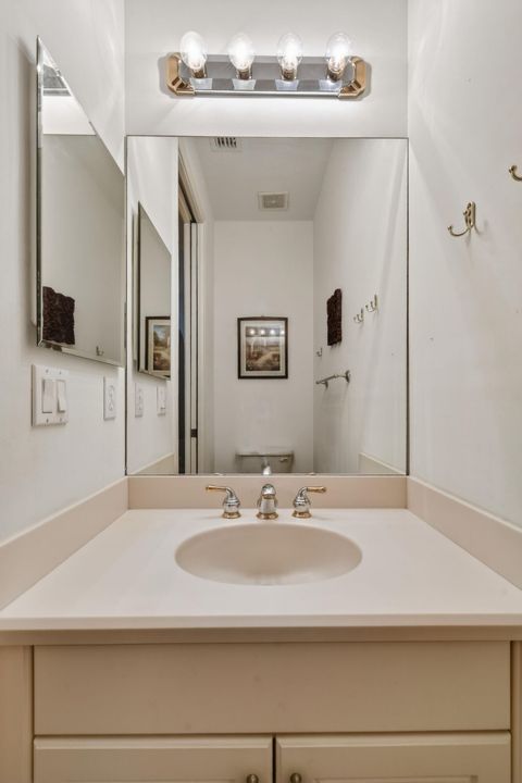 待售: $489,000 (4 贝兹, 2 浴室, 2731 平方英尺)