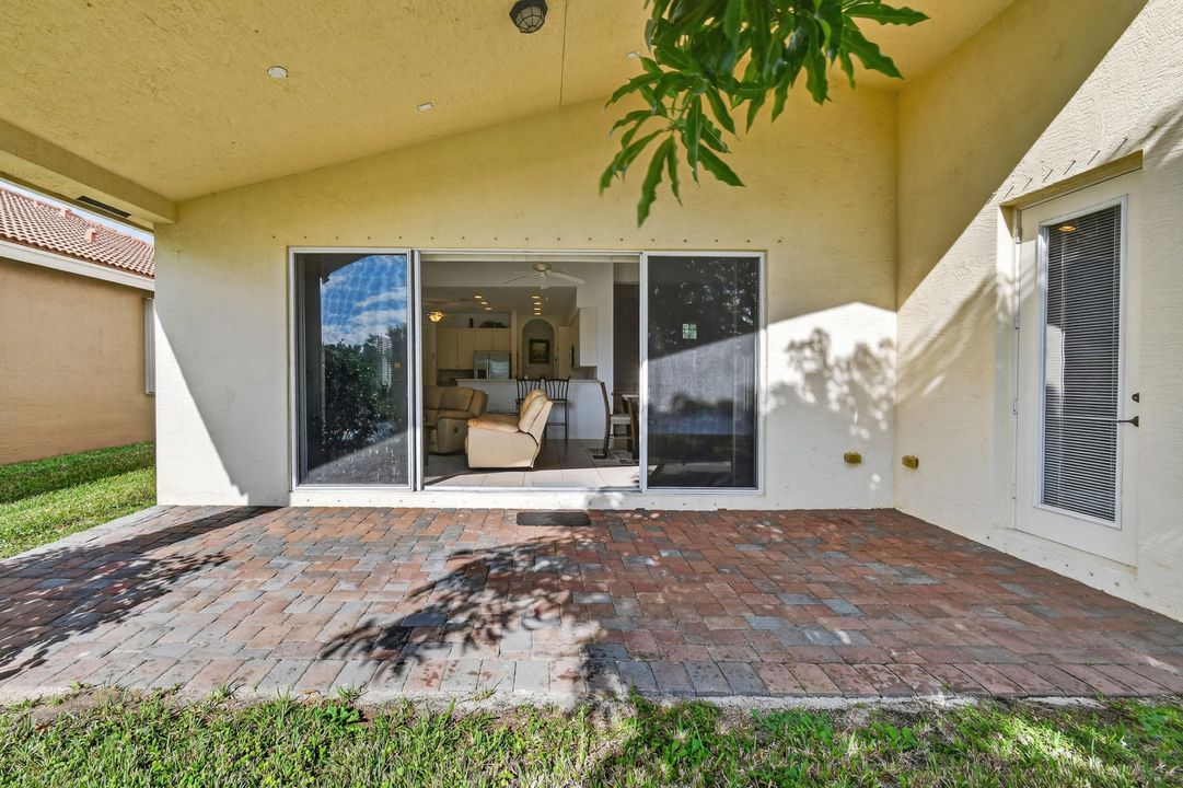 待售: $489,000 (4 贝兹, 2 浴室, 2731 平方英尺)