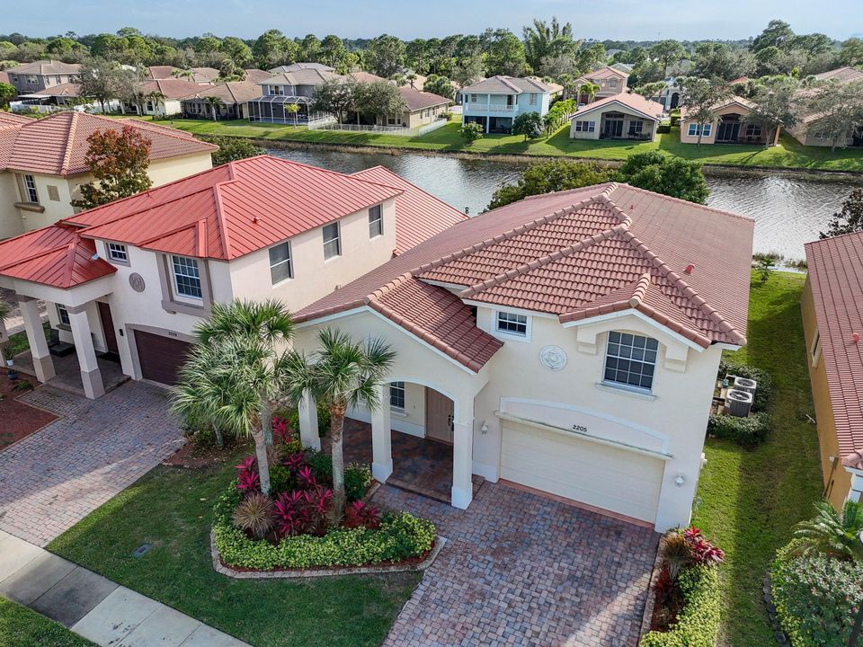 待售: $489,000 (4 贝兹, 2 浴室, 2731 平方英尺)