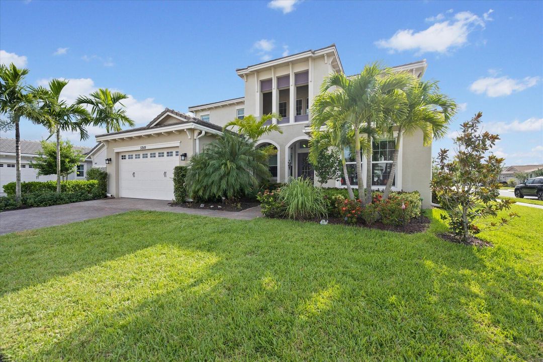 На продажу: $750,000 (5 спален, 4 ванн, 4110 Квадратных фут)