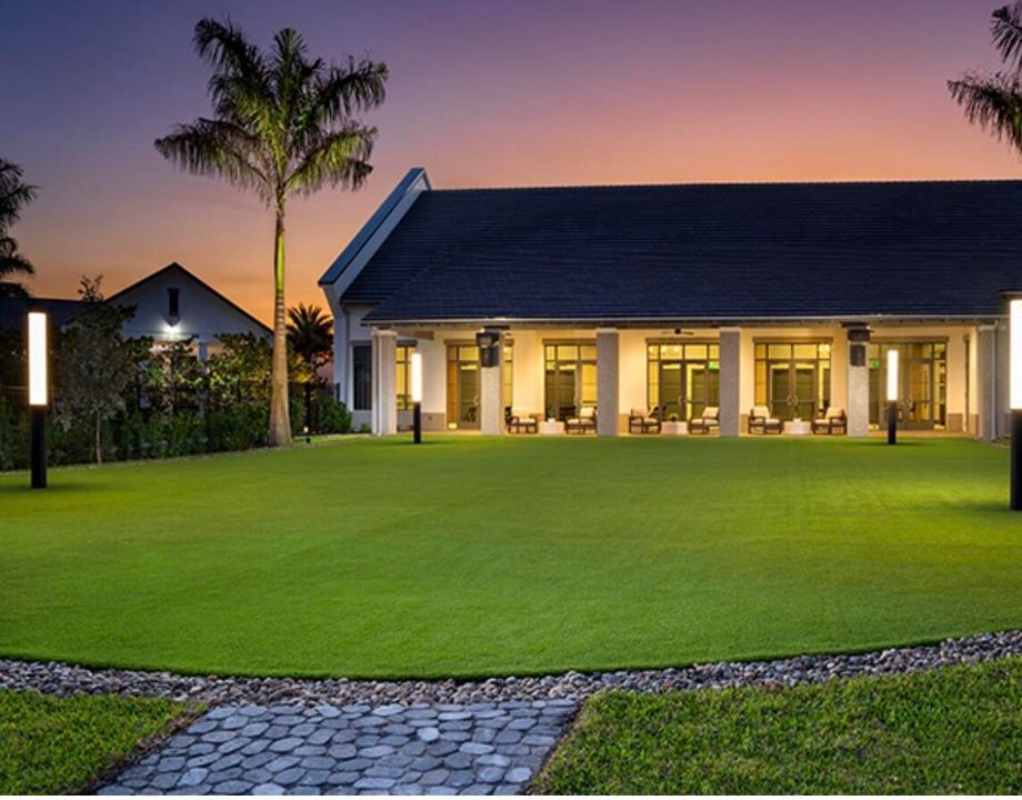 На продажу: $750,000 (5 спален, 4 ванн, 4110 Квадратных фут)