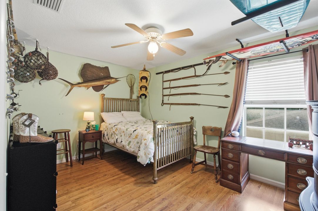 For Sale: $460,000 (4 beds, 2 baths, 2204 Square Feet)