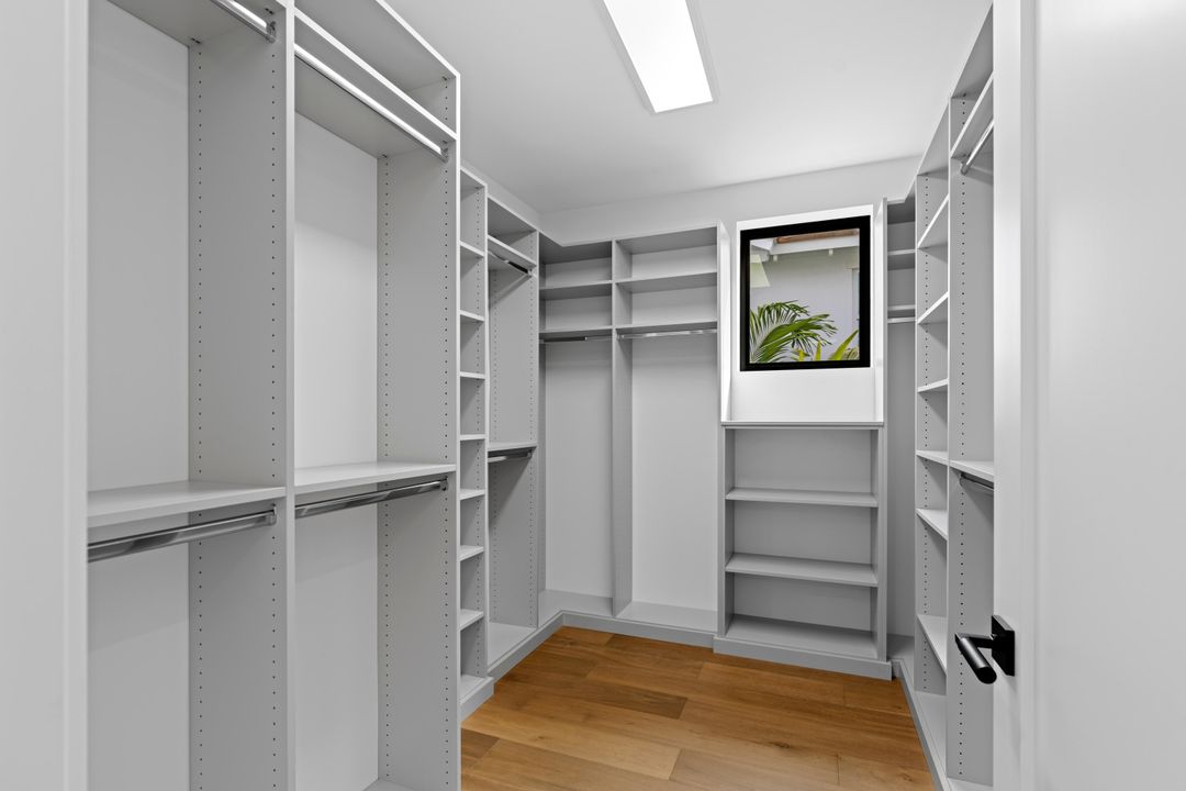 En Venta: $4,995,000 (4 camas, 4 baños, 3689 Pies cuadrados)