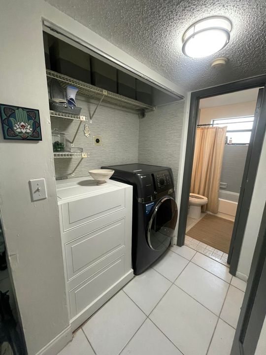 В аренду: $2,350 (2 спален, 2 ванн, 900 Квадратных фут)