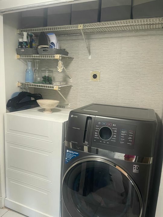 В аренду: $2,350 (2 спален, 2 ванн, 900 Квадратных фут)