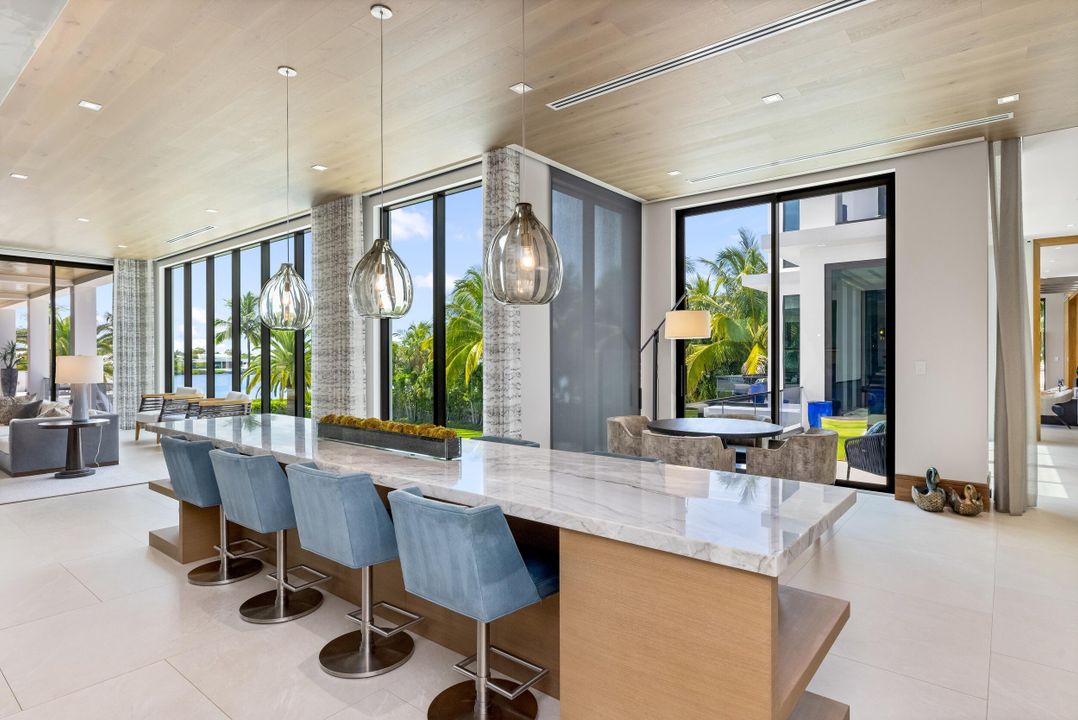 На продажу: $85,000,000 (6 спален, 10 ванн, 19661 Квадратных фут)