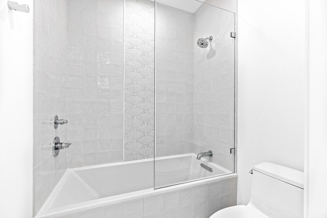 En Venta: $4,995,000 (4 camas, 4 baños, 3689 Pies cuadrados)