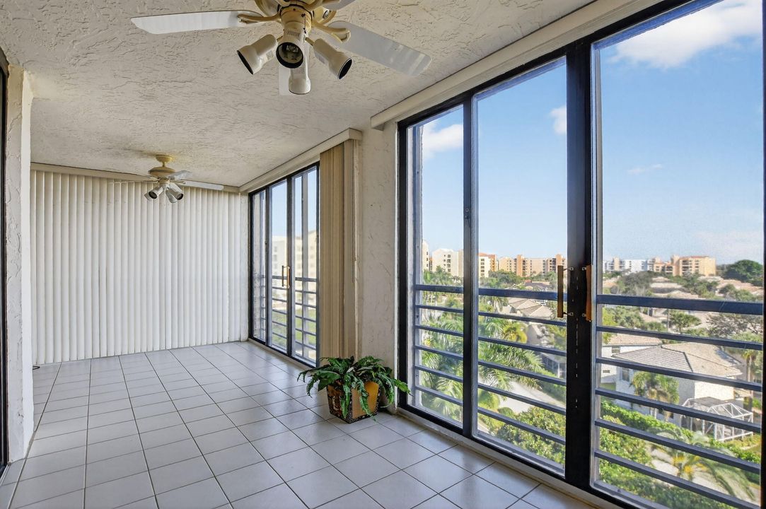 En Venta: $439,000 (3 camas, 2 baños, 2402 Pies cuadrados)