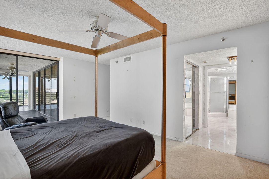 En Venta: $439,000 (3 camas, 2 baños, 2402 Pies cuadrados)