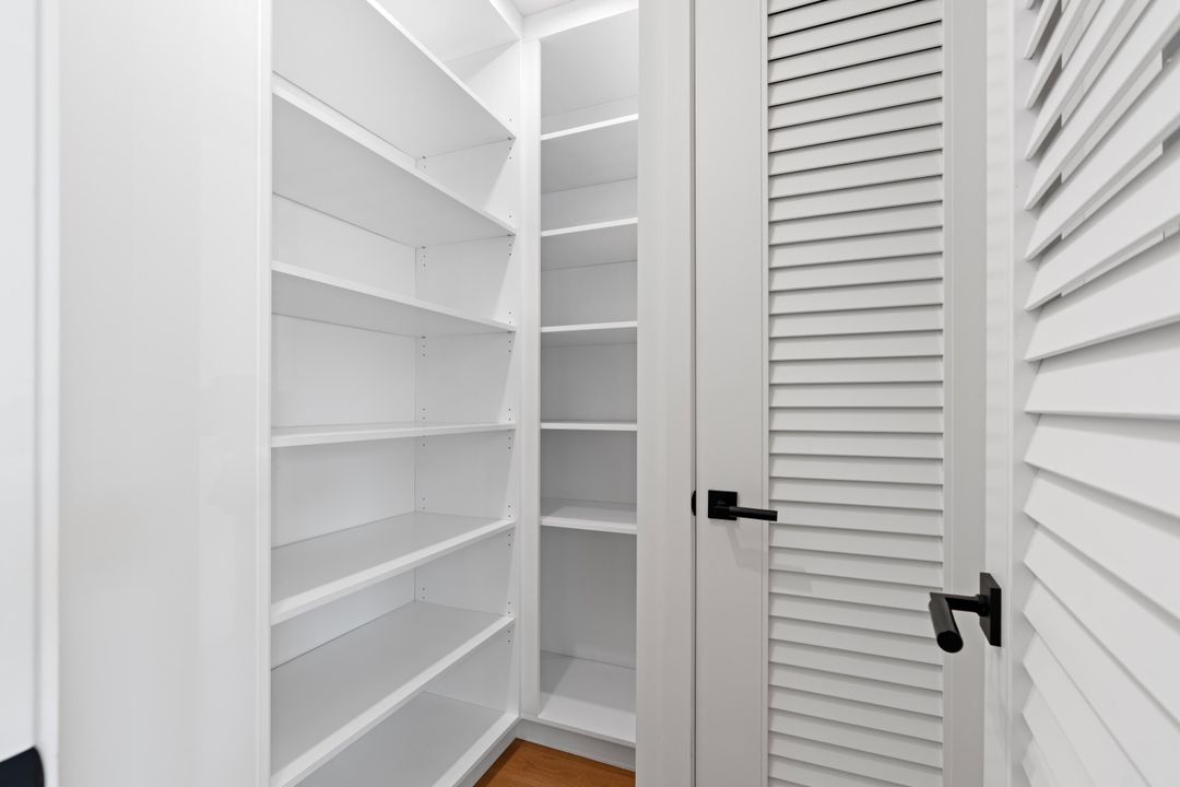 En Venta: $4,995,000 (4 camas, 4 baños, 3689 Pies cuadrados)