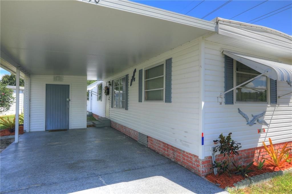 For Sale: $92,000 (2 beds, 1 baths, 672 Square Feet)